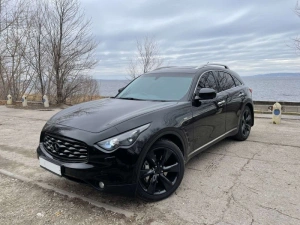 Infiniti FX35